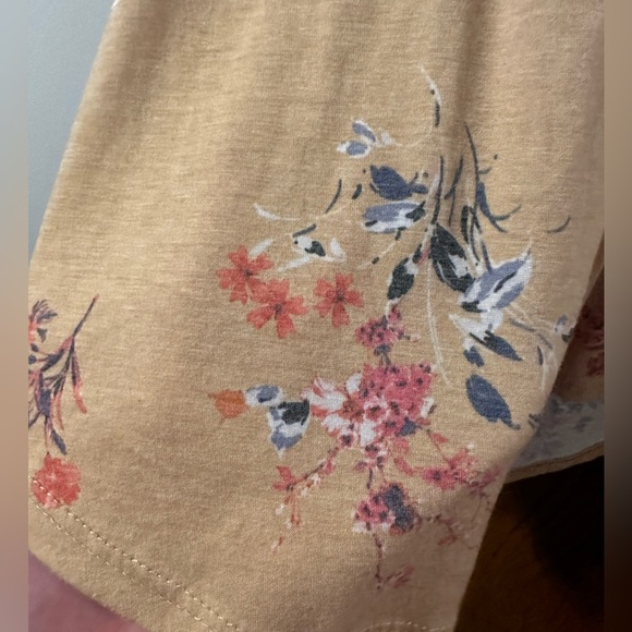 Yellow Floral So Top with Back Detail - Picture 3 of 3